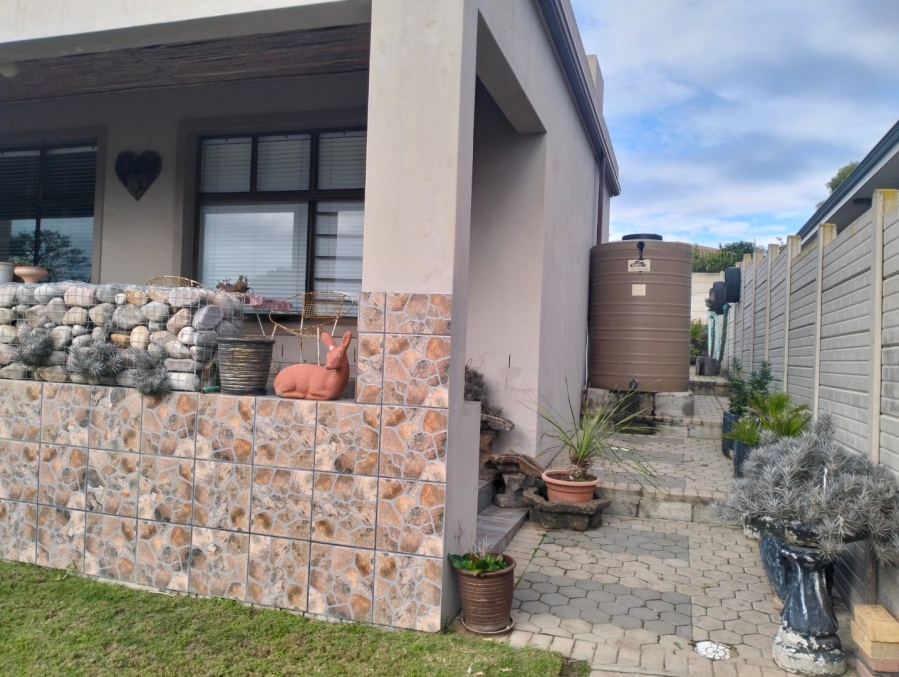 3 Bedroom Property for Sale in Reebok Western Cape